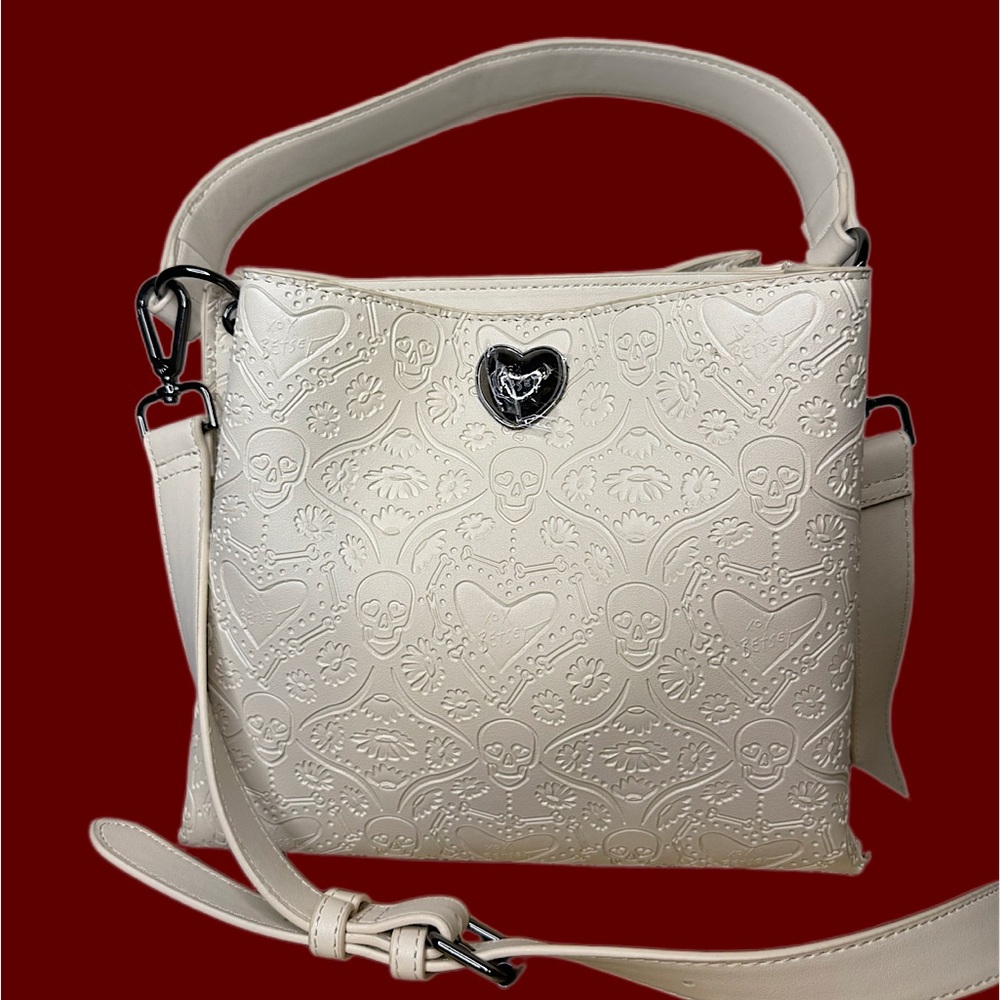 Betsey Johnson XO Wally Sugar Skull Embossed Crossbody Bag in chalk - brand new